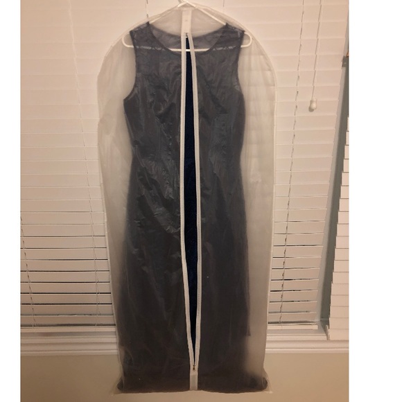 Prom dress size medium - Picture 4 of 4